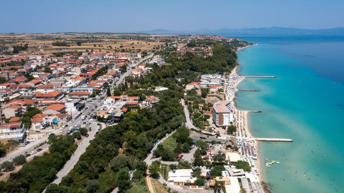 Halkidiki — Grieķijas trīs pussalas un Egejas jūra Halkidiki — Grieķijas trīs pussalas un Egejas jūra