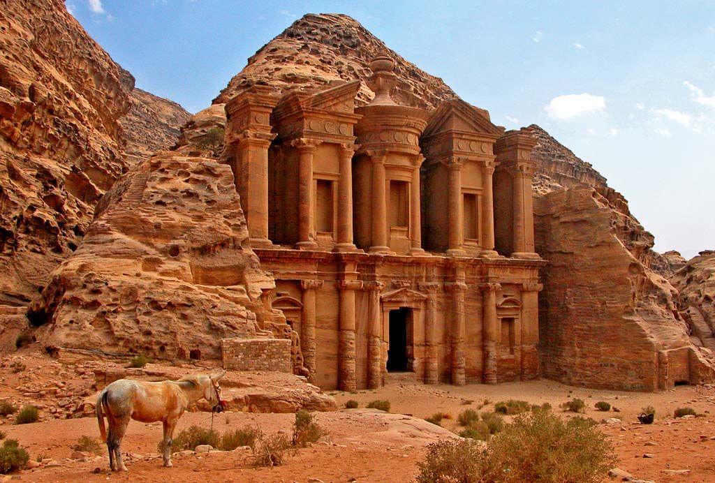 Jordānija — Petra, Wadi Rum un Sarkanā jūra Jordānija — Petra, Wadi Rum un Sarkanā jūra