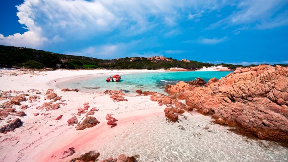 Sardīnija — Costa Smeralda un Vidusjūras pludmales Sardīnija — Costa Smeralda un Vidusjūras pludmales