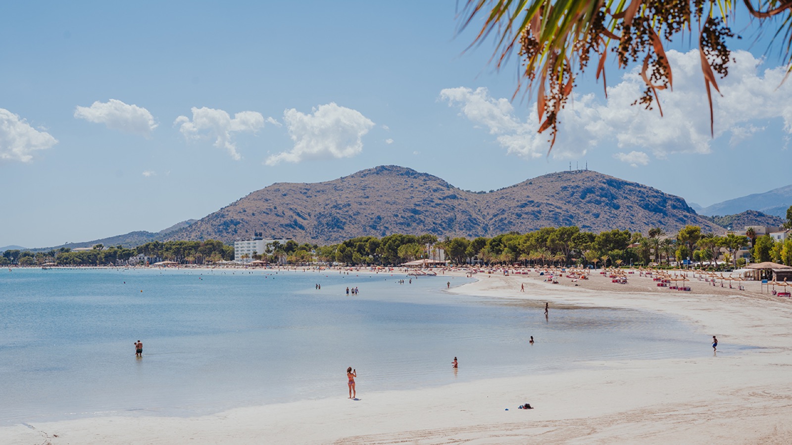 Maljorkas boutique viesnīca ar skatu uz Vidusjūru un Serra de Tramuntana kalniem Maljorkas boutique viesnīca ar skatu uz Vidusjūru un Serra de Tramuntana kalniem